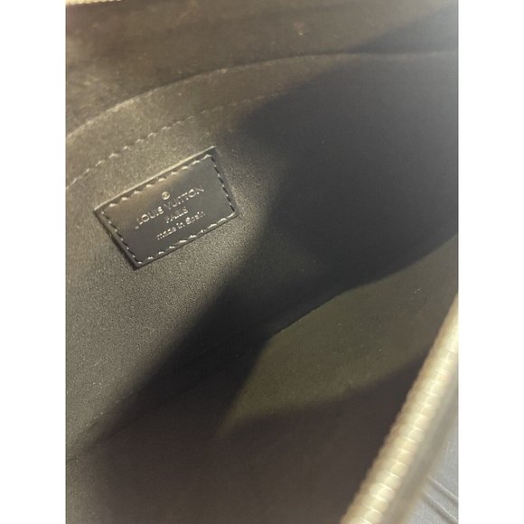 Louis Vuitton Neverfull MM Epi Noir, Mini Pochette all inclusive dust bag, box - Picture 10 of 16